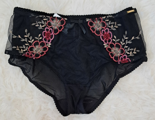 شورت توری گلدوزی شده انگلیسی